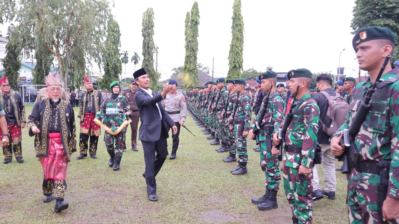 Ketua DPRD Provinsi Jambi Edi Purwanto Hadiri Penyambutan Satgas Yonif Raider 142 Kesatria Jaya 