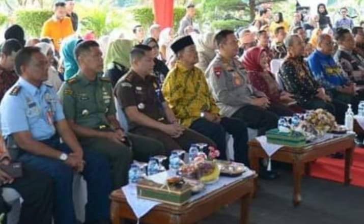 Pemeriksa Intelijen bidang Pengawasan Kejati Riau Hadiri Peresmian Pusat Pelayanan Publik