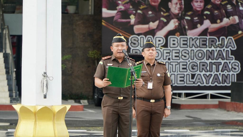 Wakajati Riau Menjadi Penerima Apel Kerja Pagi