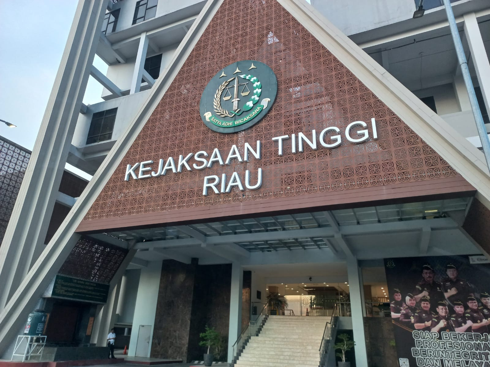 KAJATI RIAU HARAPKAN PUTRA PUTRI TERBAIK PROVINSI RIAU IKUT SELEKSI CPNS  KEJAKSAAN RI 2023