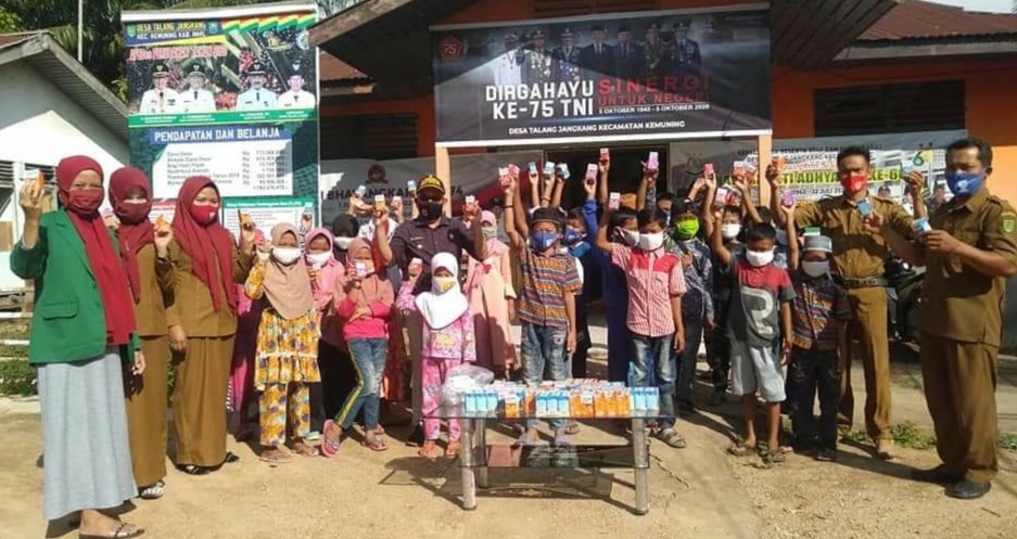 130 Anak Terima Vitamin dari Pemdes Talangjangkang