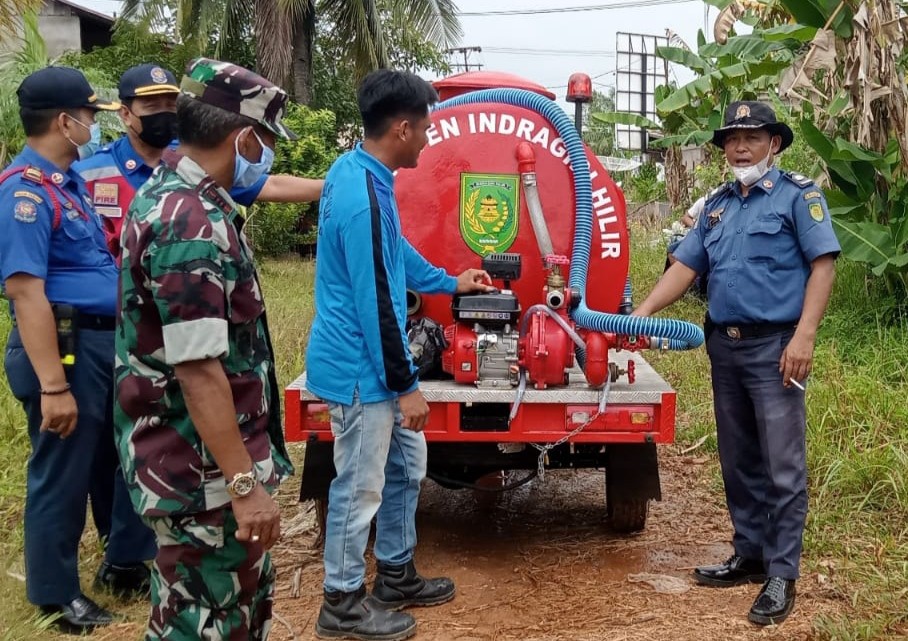 Pelatihan dan Simulasi Tangani Kebakaran: Tim Satrekar Sungai Salak Diharap Jadi Contoh