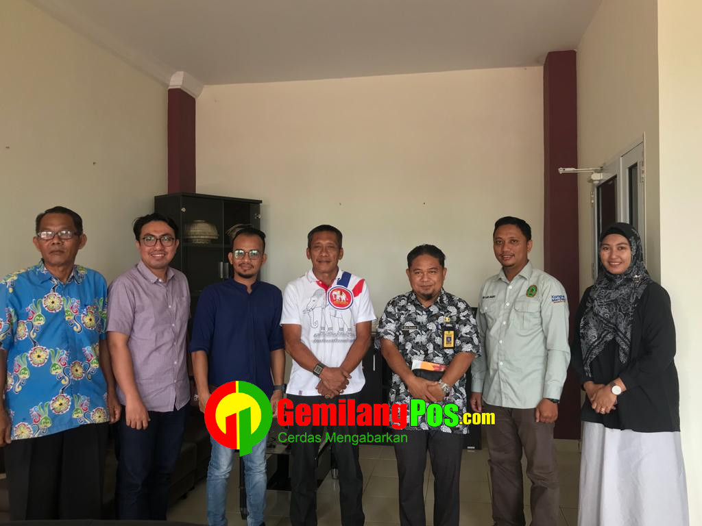 Kepala Diskop dan UKM Inhil Pimpin Rapat Bersama Kaprodi Ilmu Manajemen FEB Unisi Bahas Persiapan Bazar dan Festival Kuliner