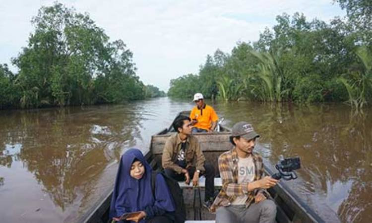 Wisata Susur Sungai Rukam di Enok