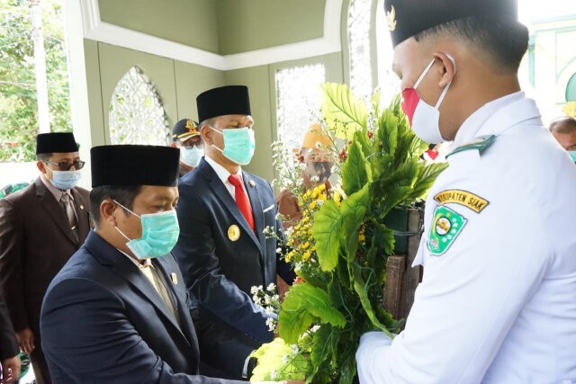 Forkompinda Ziarah ke Makam Sultan Syarif Kasim II, Memperingati Hari Pahlawan di Siak