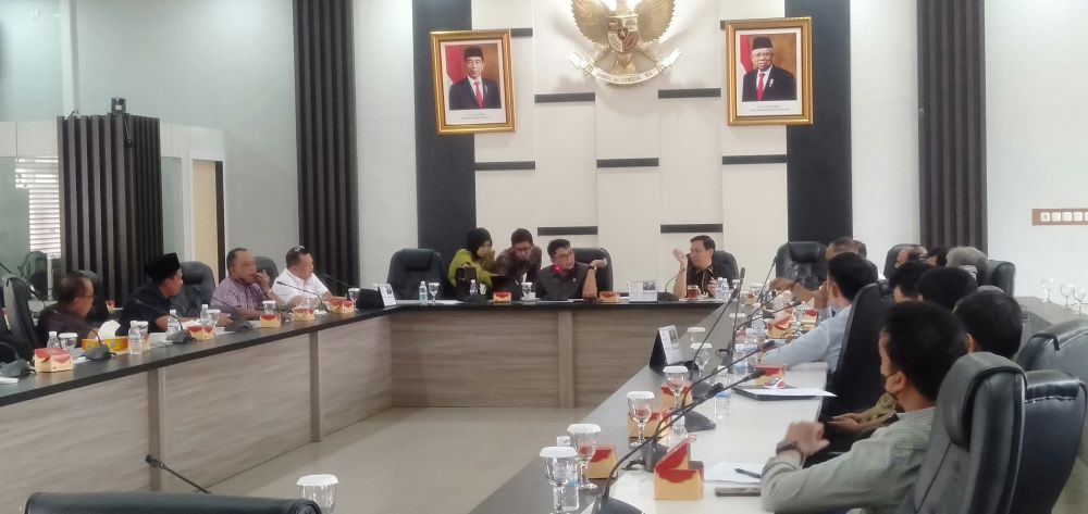 Fauzi Ansori Desak Pihak Eksekutif  Yakinkan Dewan Soal Pemilihan Lokasi Pembangunan Stadion di Muaro Jambi