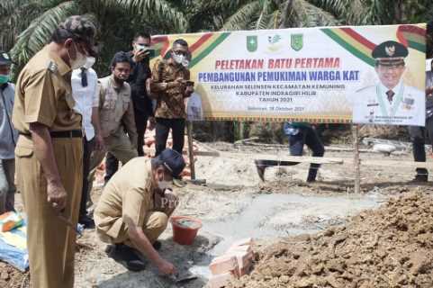 Bupati HM Wardan MP Dampingi Gubri Drs. H. Syamsuar Kunker Ke Kecamatan Kemuning Inhil