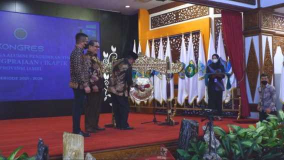 Wakil Gubernur Harap IKAPTK Turut Berkontribusi Bangun Jambi