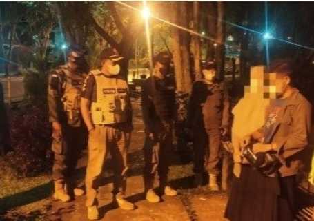 Berada Ditempat Gelap, Sepasang Kekasih Diciduk Satpol PP Inhil