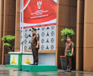 MESKI HUJAN, WAKIL KEPALA KEJAKSAAN TINGGI MALUKU PIMPIN UPACARA HARI KESAKTIAN PANCASILA