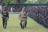 Gubernur Al Haris Pimpin Upacara Pelepasan 480 (SATGAS) Papua Batalyon 142/Ksatria Jaya