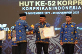Jaksa Agung Prof. ST Burhanuddin  Meraih Life Achievement Award  dari Dewan Pengurus KORPRI