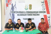 CEGAH PENYALAHGUNAAN DANA DESA, JAKSA LAKUKAN PENERANGAN HUKUM DI WILAYAH KECAMATAN LEITIMUR SELATAN KOTA AMBON
