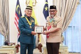 Gubernur Jambi Raih Penghargaan Tertinggi Bintang Semangat Rimba dari Pengakap Malaysia