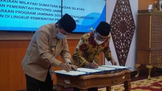 Gubernur Jambi Tandatangani MoU dengan UIN dan BPJS Ketenagakerjaan