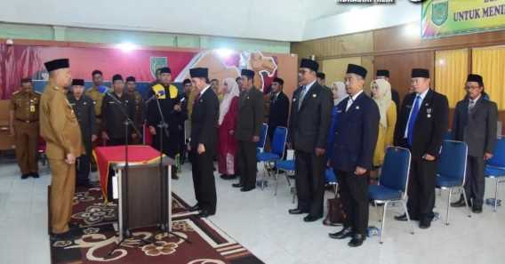 Wabup Inhil Lantik 15 orang Pejabat Eselon III dan VI di Lingkungan Pemkab Inhil 