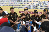 SERAH TERIMA JABATAN DAN PELANTIKAN PEJABAT ESELON III DI WILAYAH HUKUM KEJATI KALBAR
