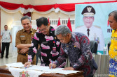 Pj Bupati Inhil Tanda Tangani Berita Acara RAD-PD Riau