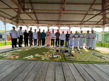 Polres Inhil Salurkan Al-Quran ke Pondok  Pesantren Jilussalamah Al-Islami