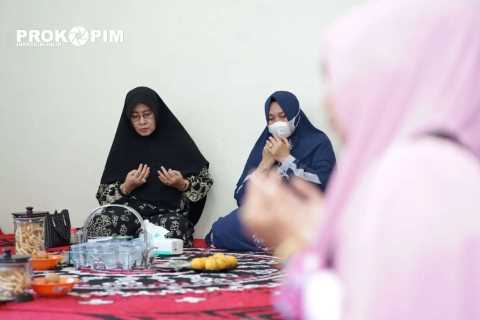 Ketua TP PKK Hj. Zulaikhah Wardan S.Sos,M.E Pimpin Ta\'ziah