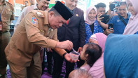 Gubernur Al Haris Canangkan PIN Polio dan Launching Inovasi Stunting Di SDN 003 Sarolangun