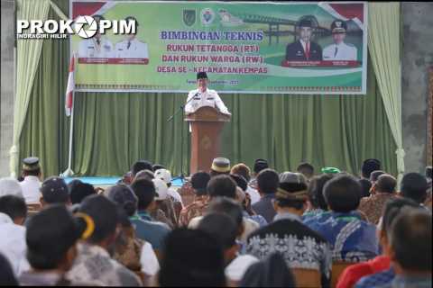 Bupati Wardan Buka Bimtek RT/RW Desa se-Kecamatan Kempas