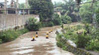 Hujan Deras di Jambi Berujung Duka, Bocah 7 Tahun Hanyut Terseret Arus Parit