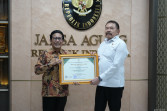 Jaksa Agung Terima Penghargaan dari Kemendes PDTT Atas Kesuksesan Program JAGA DESA