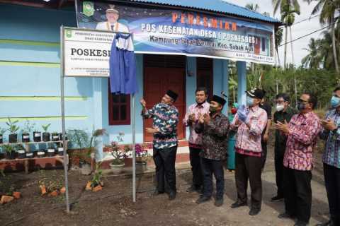 Tingkatkan Layanan Kesehatan, Bupati Siak Resmikan Poskesdes di Sabak Permai