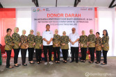 KEJATI MALUKU GELAR KEGIATAN DONOR DARAH DALAM RANGKA HARI BHAKTI ADHYAKSA KE - 64 DAN HUT IKATAN ADHYAKSA DHARMAKARINI KE - 24