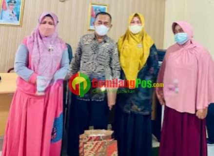 Purna Tugas, Djamillah Lepas Salah Satu Staff Pegawai Disos Inhil