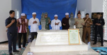 Pj Bupati Inhil Ziarah ke Makam Tuan Guru Sapat di Desa Teluk Dalam