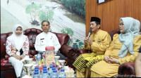 Pj Bupati Inhil Silaturahmi Dengan Kepala Desa dan Tokoh Masyarakat Se Kecamatan Mandah