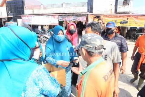 Bertepatan dengan Hari Proklamasi Ke-75 Republik Indonesia, TP PKK Inhil Laksanakan Pencanangan Gebr