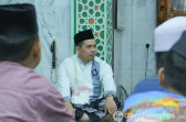 Pj Bupati H.Erisman Yahya Laksanakan Sholat Subuh di Mesjid Ad-da’wah Tembilahan Kota