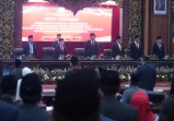 Gubernur Al Haris Bersama Forkopimda Jambi Ikuti Pidato Presiden RI dan Ketua DPR RI di Ruang Utama DPRD Provinsi