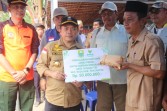 Bantu Warga Terdampak, Al Haris Sambangi Korban Kebakaran di Sungai Itik.