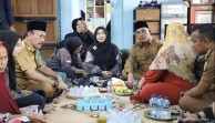 Jalin Tali Asih Bersama Lansia, Pj Bupati Herman Kunjungi Yayasan Panti Bhakti Lansia