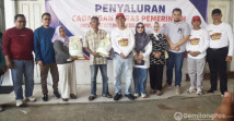 Pj Bupati Inhil Serahkan 31,320 Ton Bantuan Pangan Cadangan Beras Pemerintah Kepada Keluarga Penerima Manfaat