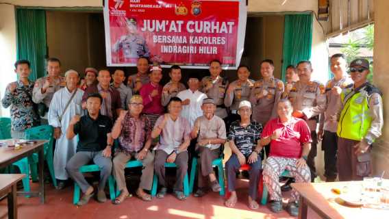 Jum\'at Curhat Polres Inhil Bersama Masyarakat Parit 11 Tembilahan Hulu