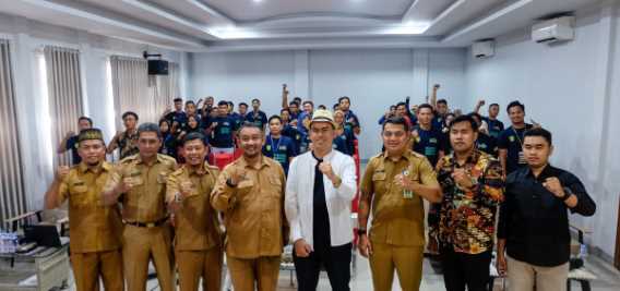 Sekretaris Disparporabud Inhil Buka Pelatihan Wirausaha Muda