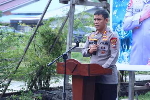 Polres Inhil Beri Bantuan Sumur Bor dan Pompa Air di Sekolah