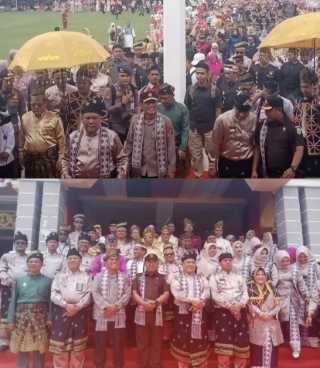 Bupati Wardan Hadiri Pembukaan Festival Pacu Jalur Tradisional 2023 di Kuansing