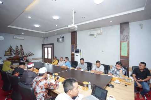 Bupati Inhil HM. Wardan Pimpin Rapat Persiapan Peringatan Hari Besar Islam