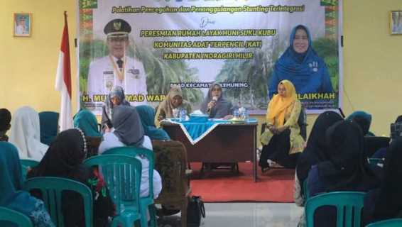 Jadi Narasumber Pelatihan Hj. Zulaikhah Wardan Sampaikan Pentingnya ASI Eksklusif untuk Pencegahan dan Penanggulangan stunting di Desa Batu Ampar