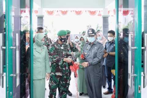 Bupati HM.Wardan Dampingi Danrem 031/Wira Bima, Resmikan Koramil 12/Bantang Tuaka