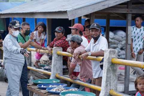 PKL Mendapat Penjelasan Langsung oleh HM. Wardan Tentang Aturan Berjualan di Bahu Jalan