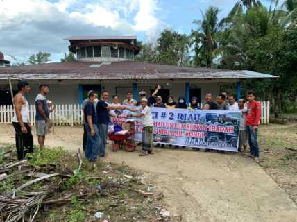 TLCI Riau Peduli, Kembali Lakukan Aksi Baksos di Cipang (Perbatasan Sumbar)