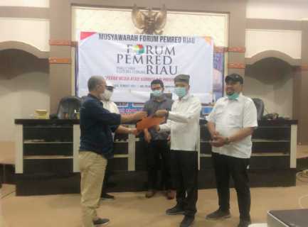 SAH, Rahmad Handayani Ditunjuk Pimpin Ketua Forum Pemred Riau Periode 2021-2024