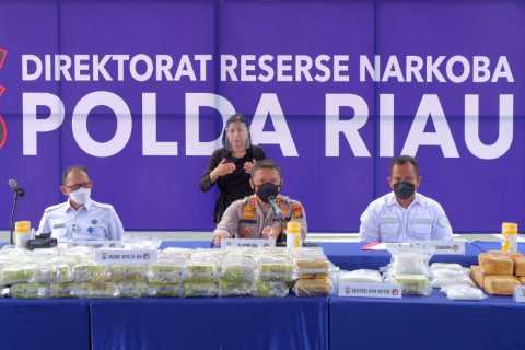 Tim Polda Riau Gulung 7 Pelaku Dan Amankan 87 Kg Sabu, Kapolda Ingatkan Masyarakat Tak Tergiur Bujuk Rayu Sindikat